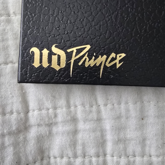Urban Decay Prince Eyeshadow Palette - Picture 7 of 7